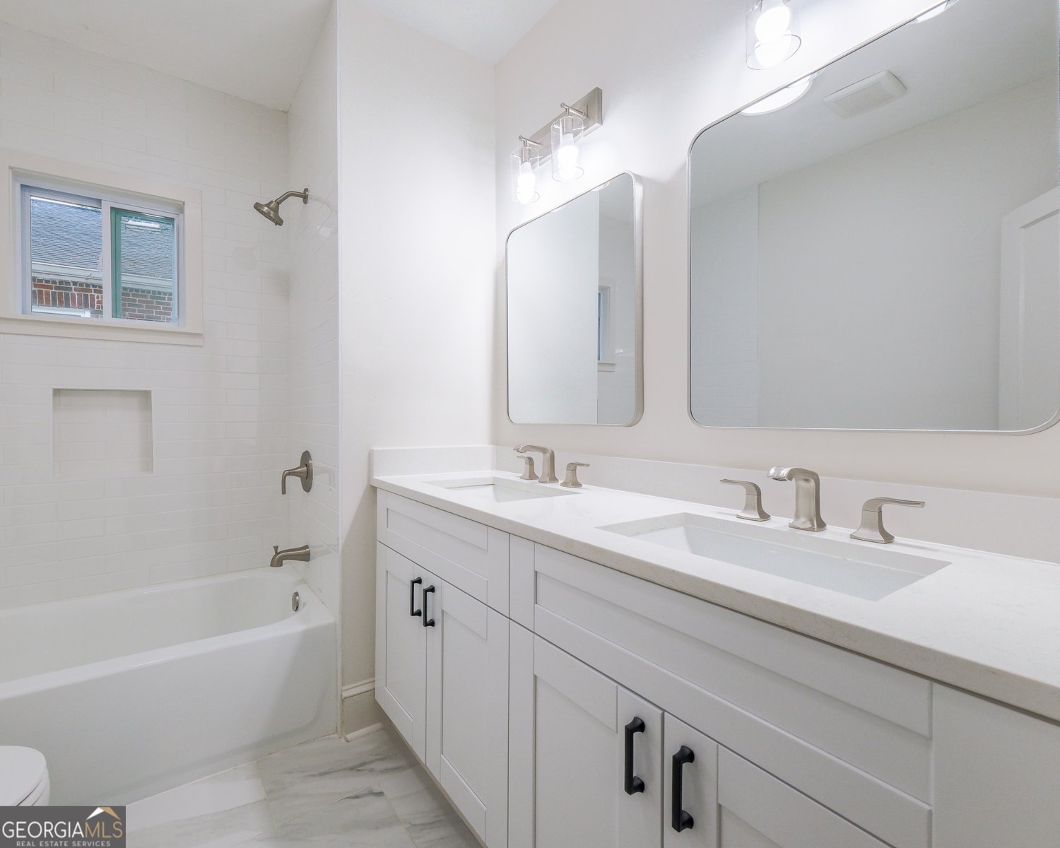 1373 M L King Jr Drive Atlanta - 17