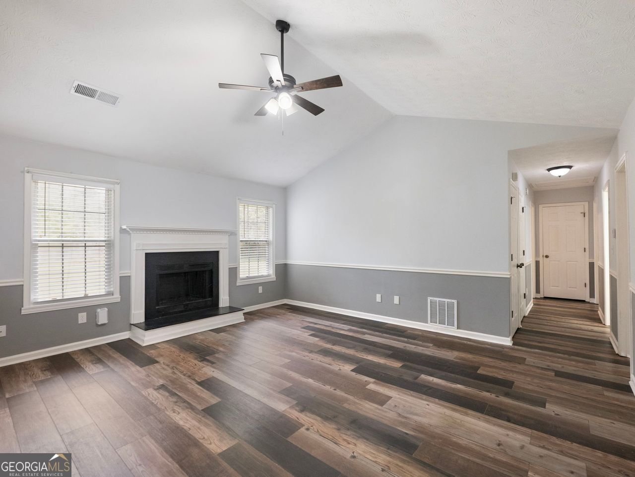 305 CROSSWALK Drive Auburn - 16