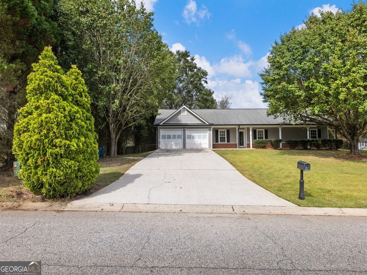 305 CROSSWALK Drive Auburn - 29