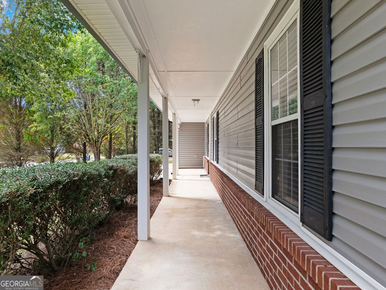 305 CROSSWALK Drive Auburn - 33