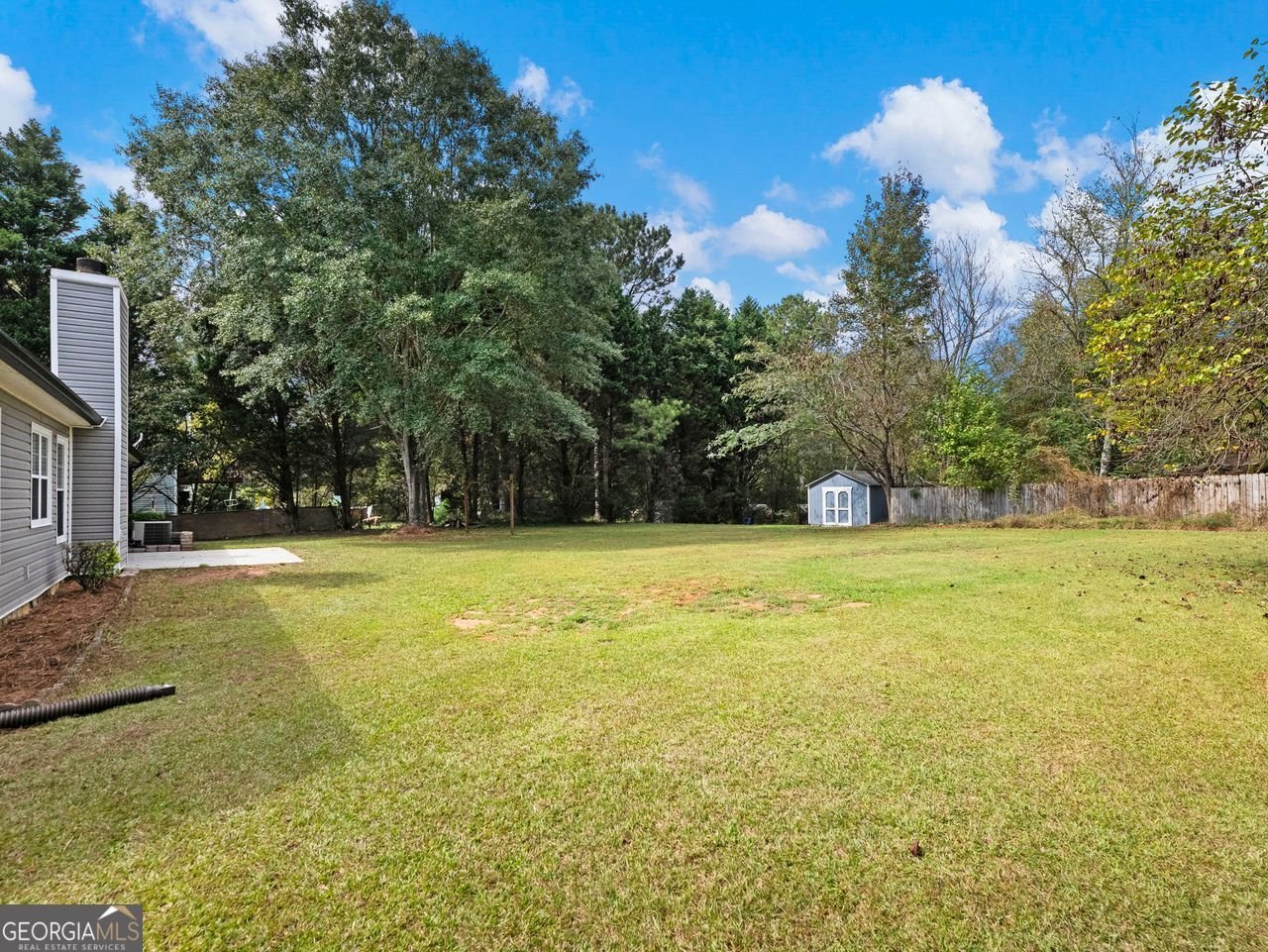 305 CROSSWALK Drive Auburn - 37
