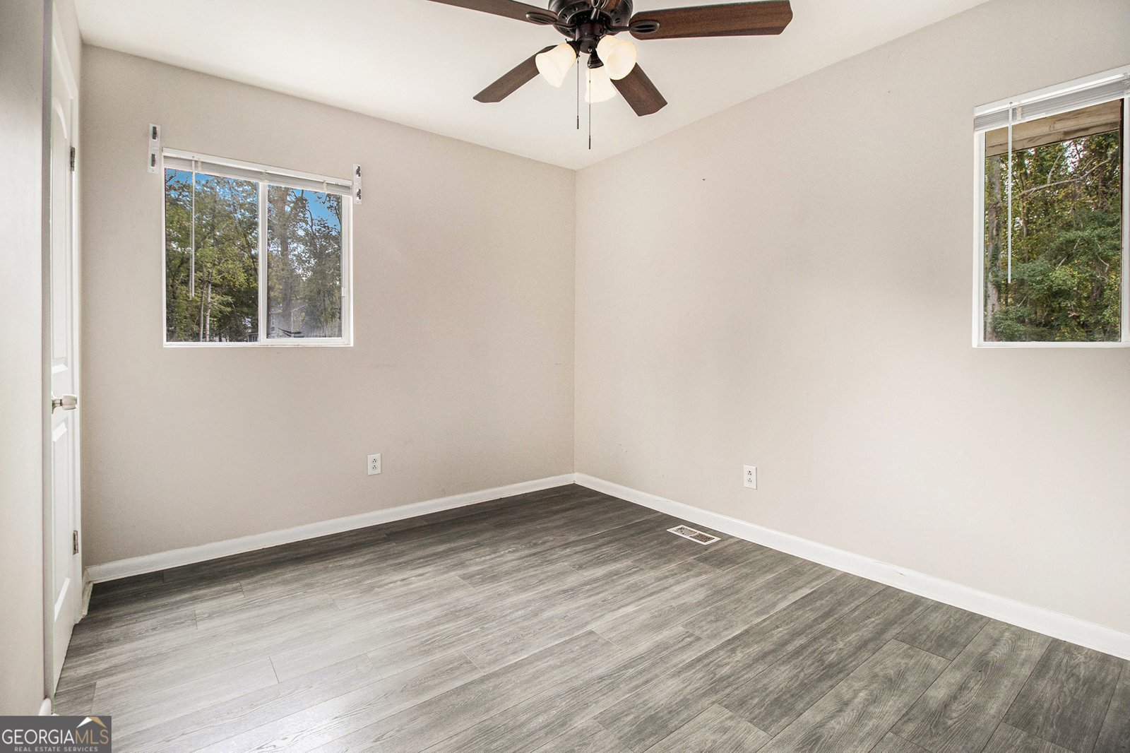 7053 Eunice Drive Riverdale - 14