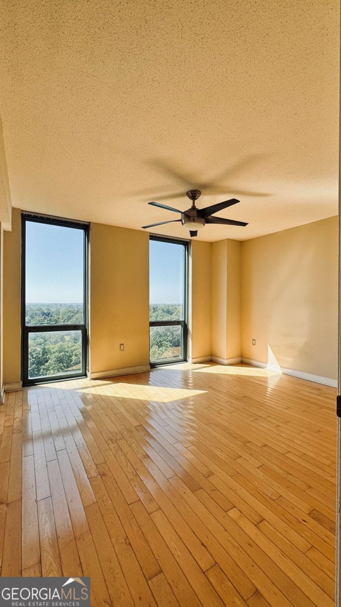 2870 Pharr Court South Atlanta - 11