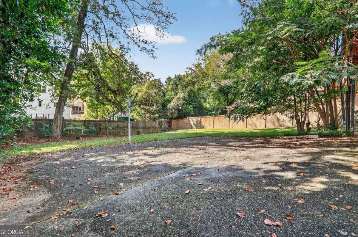 1265 Rock Springs Road Atlanta - 5