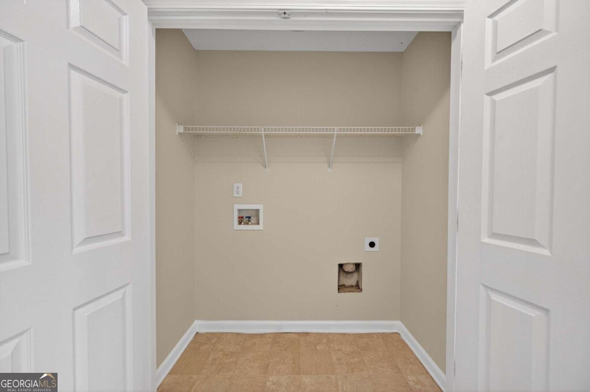 2652 Carleton Gold Road Dacula - 31