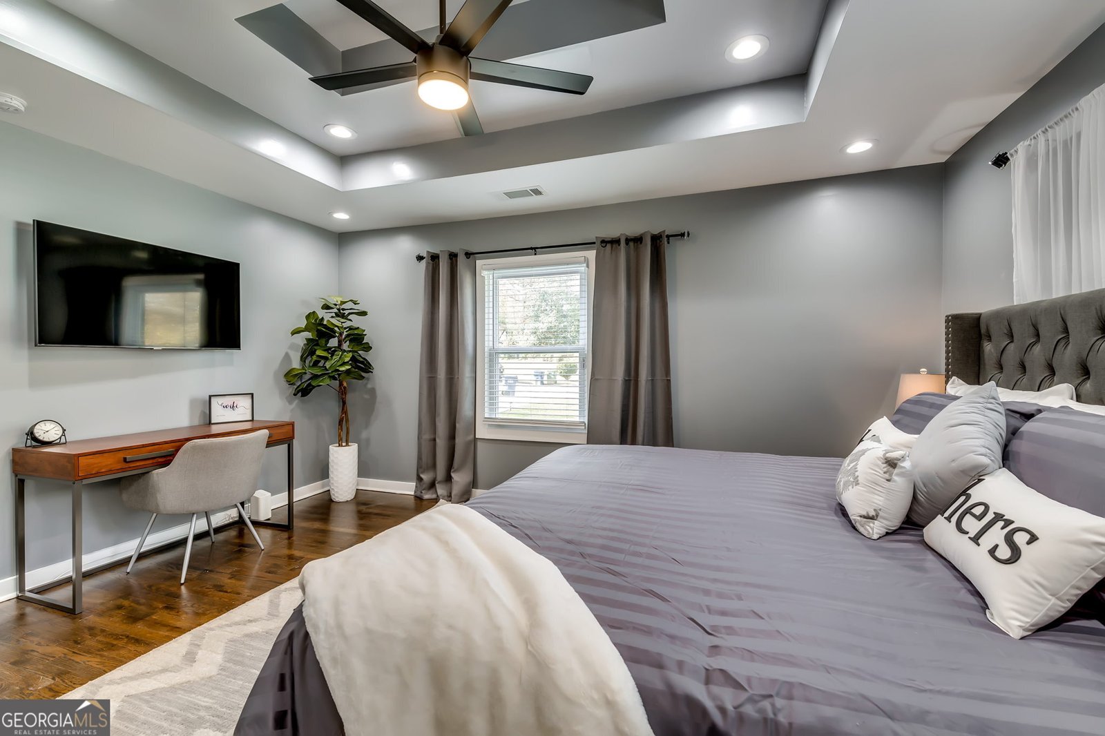 633 Ozburn Rd Atlanta - 27