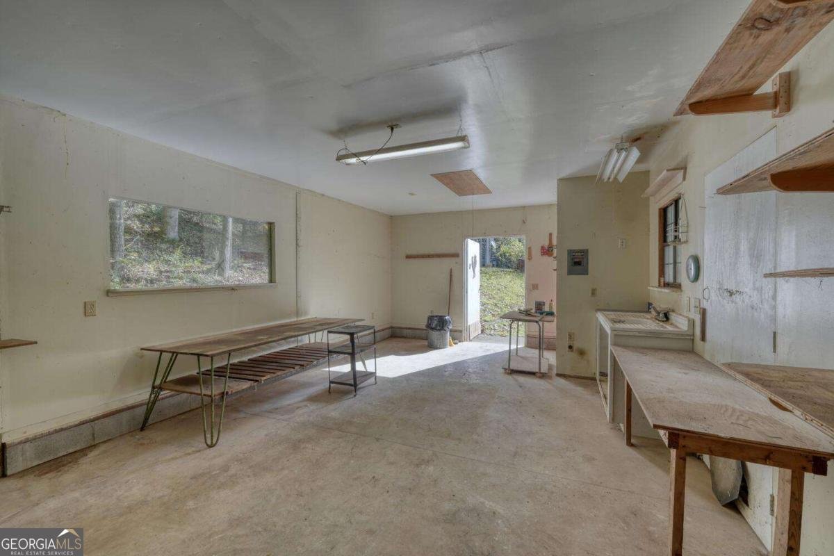 2515 Road 9999 Hiawassee - 43