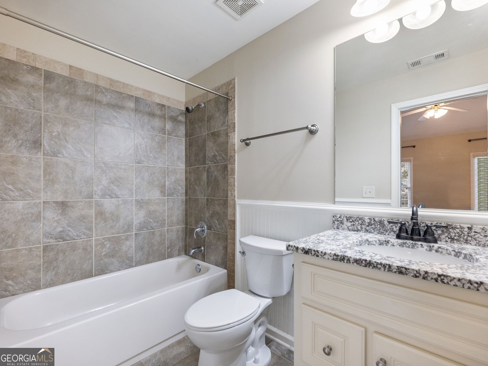 2445 Retreat Point Parkway Hoschton - 35