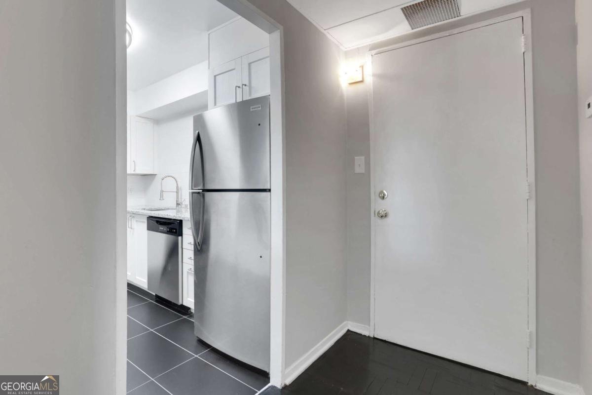 2965 Pharr Court South Atlanta - 5