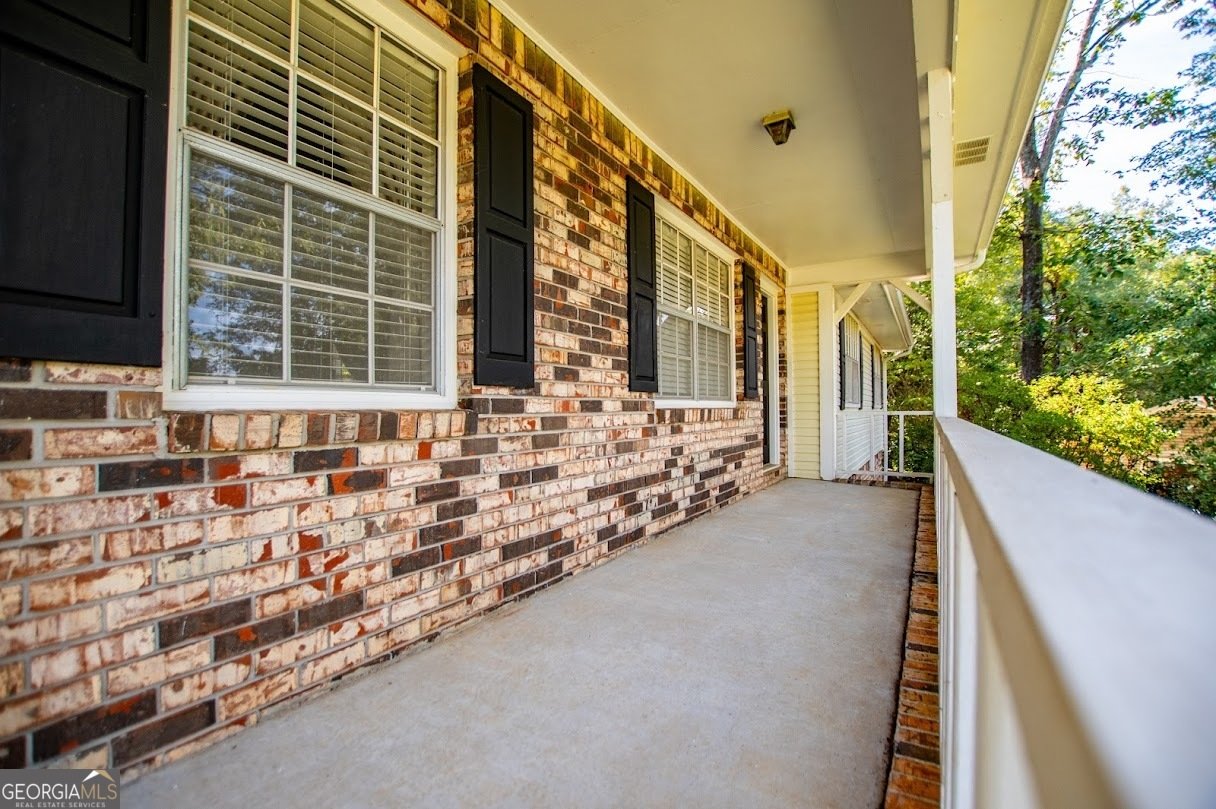 2349 Shire Court Austell - 2