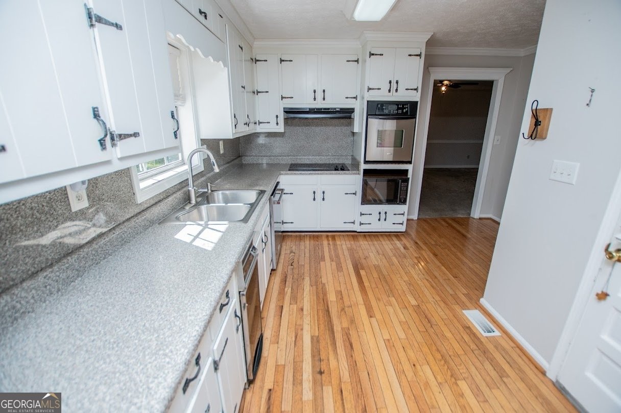 2349 Shire Court Austell - 3