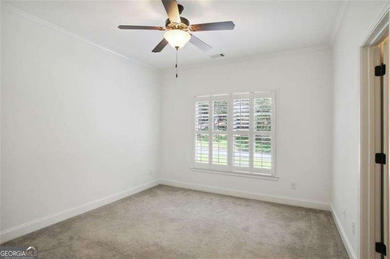 525 FOREST HILLS Drive Atlanta - 18