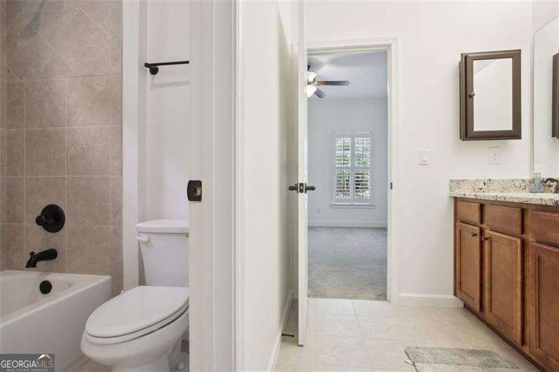 525 FOREST HILLS Drive Atlanta - 20