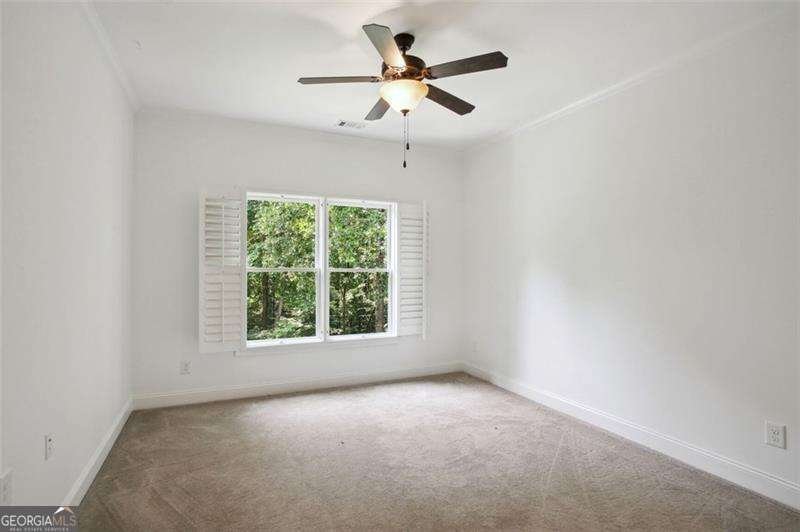 525 FOREST HILLS Drive Atlanta - 22