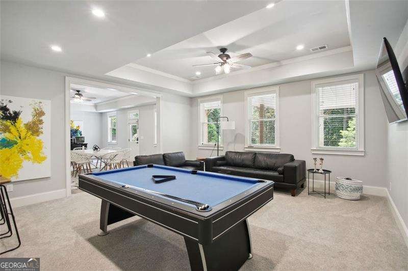 525 FOREST HILLS Drive Atlanta - 27