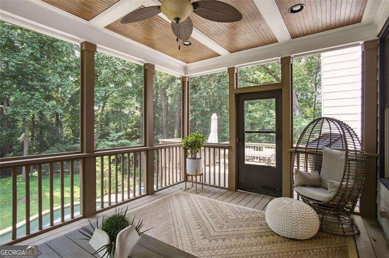525 FOREST HILLS Drive Atlanta - 35