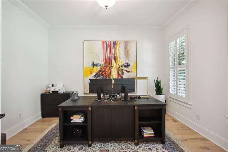 525 FOREST HILLS Drive Atlanta - 5