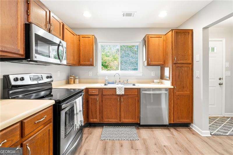 604 MILL POND Road Roswell - 10