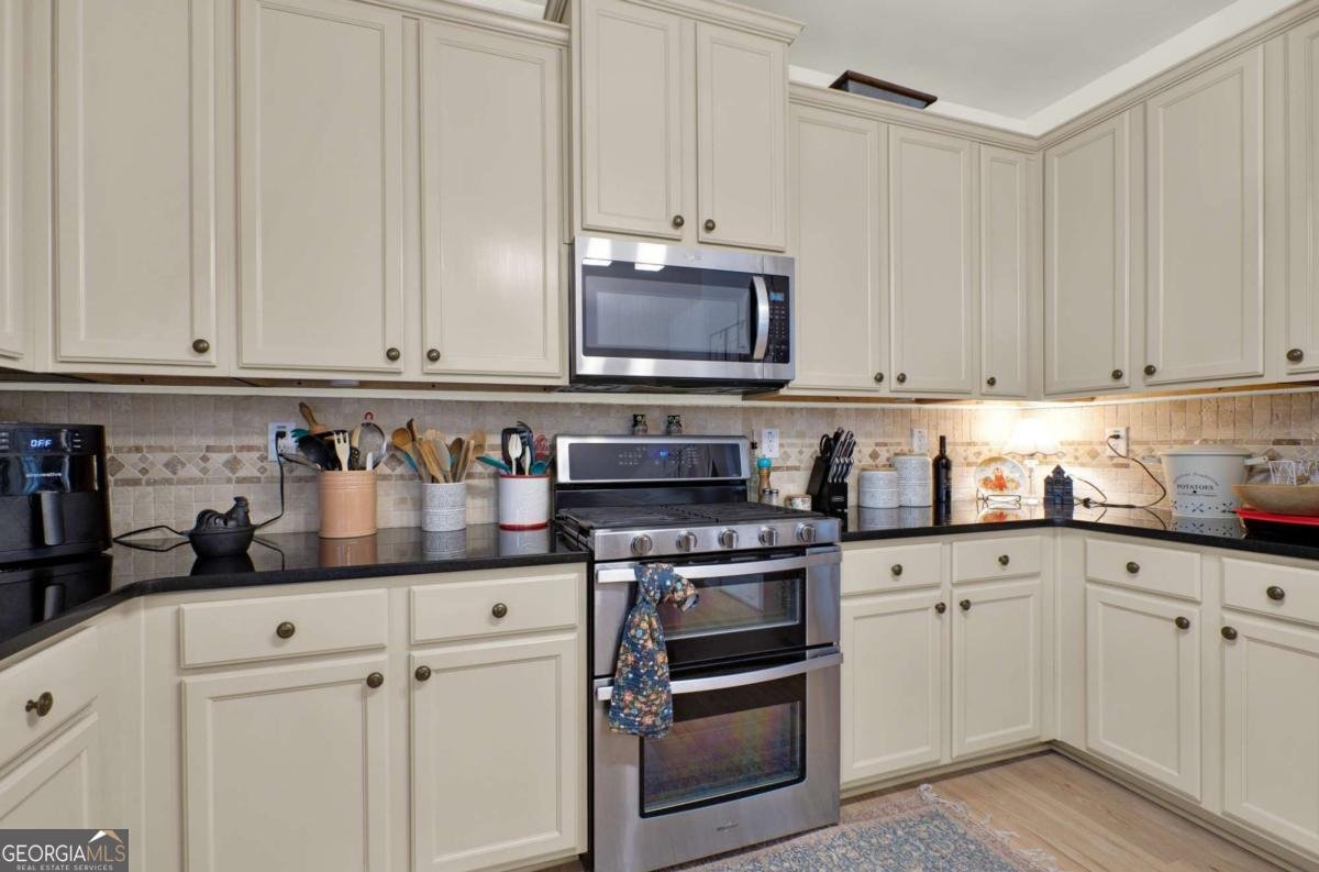 9655 Durand Road Gainesville - 18