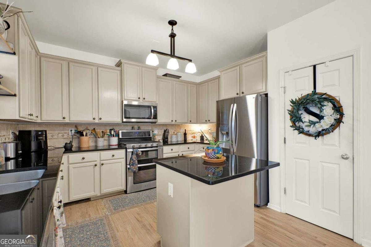9655 Durand Road Gainesville - 19