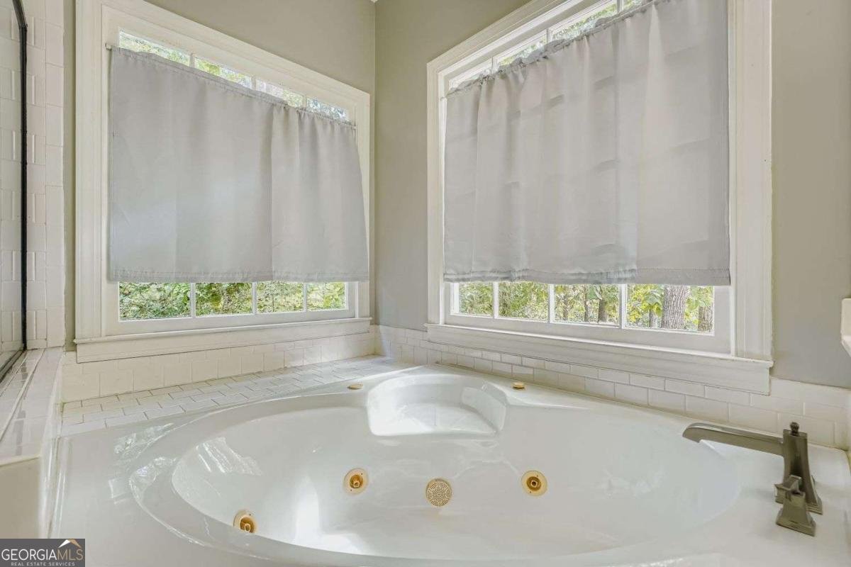 2050 Elm Tree Terrace Buford - 18