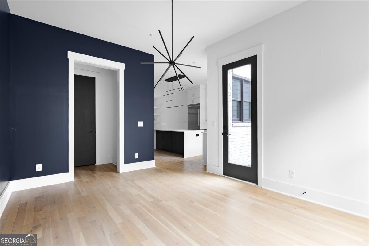 981 Laurel Court Atlanta - 12