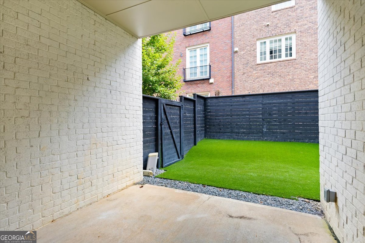 981 Laurel Court Atlanta - 38
