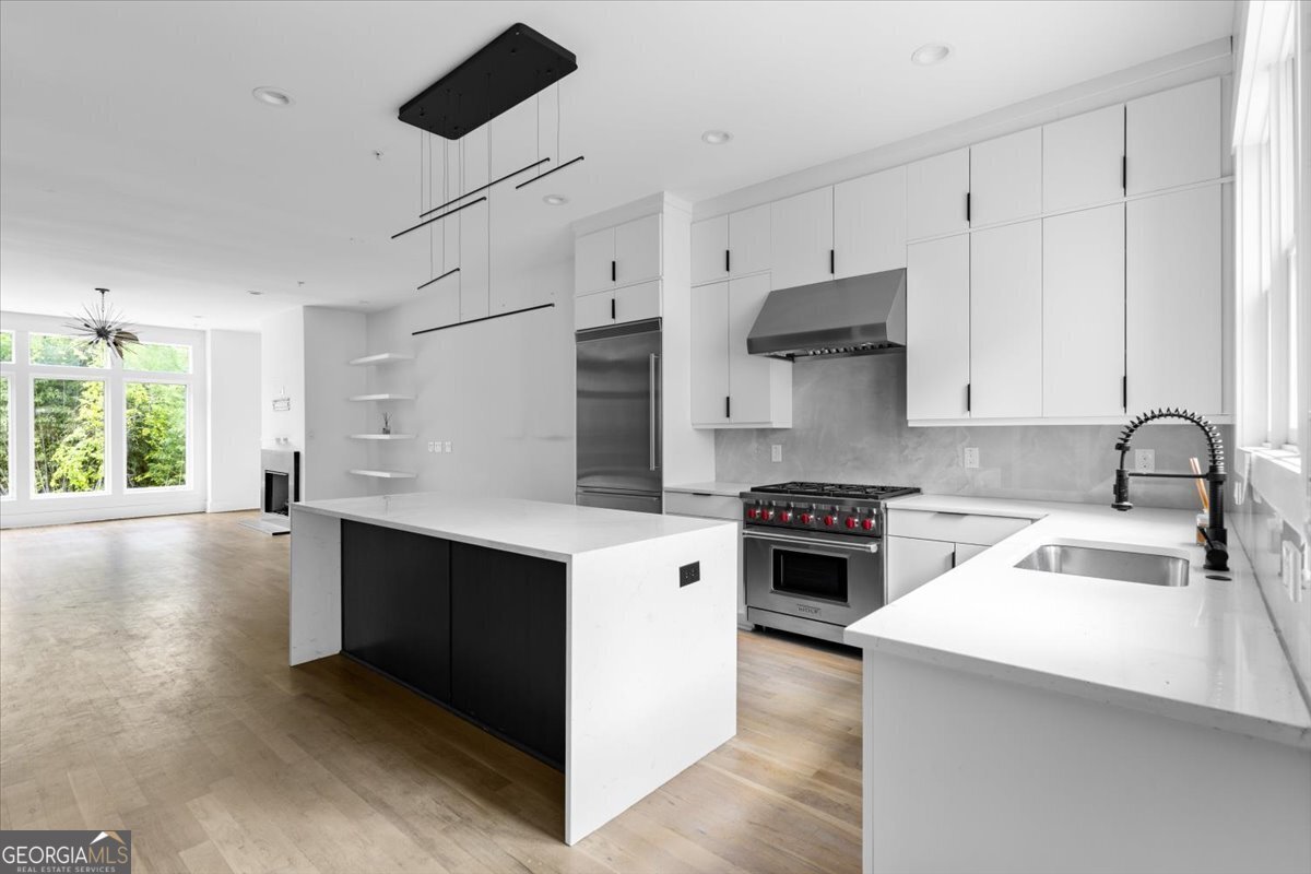 981 Laurel Court Atlanta - 6