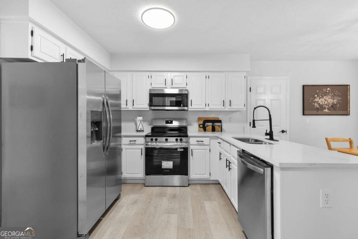 1368 Christiana Drive Lawrenceville - 14