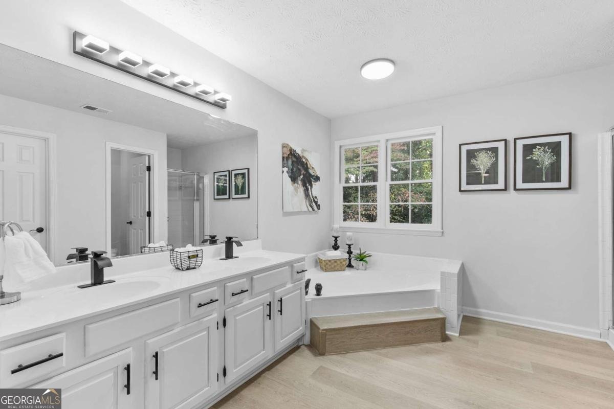 1368 Christiana Drive Lawrenceville - 27