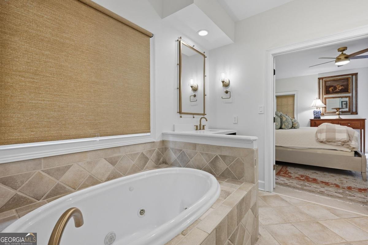 3853 Alexandria Drive Gainesville - 31