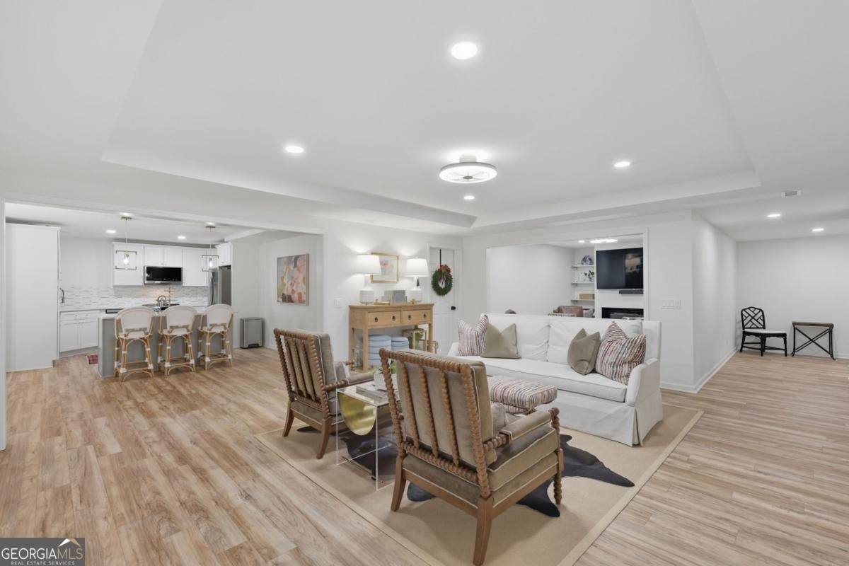 3853 Alexandria Drive Gainesville - 54