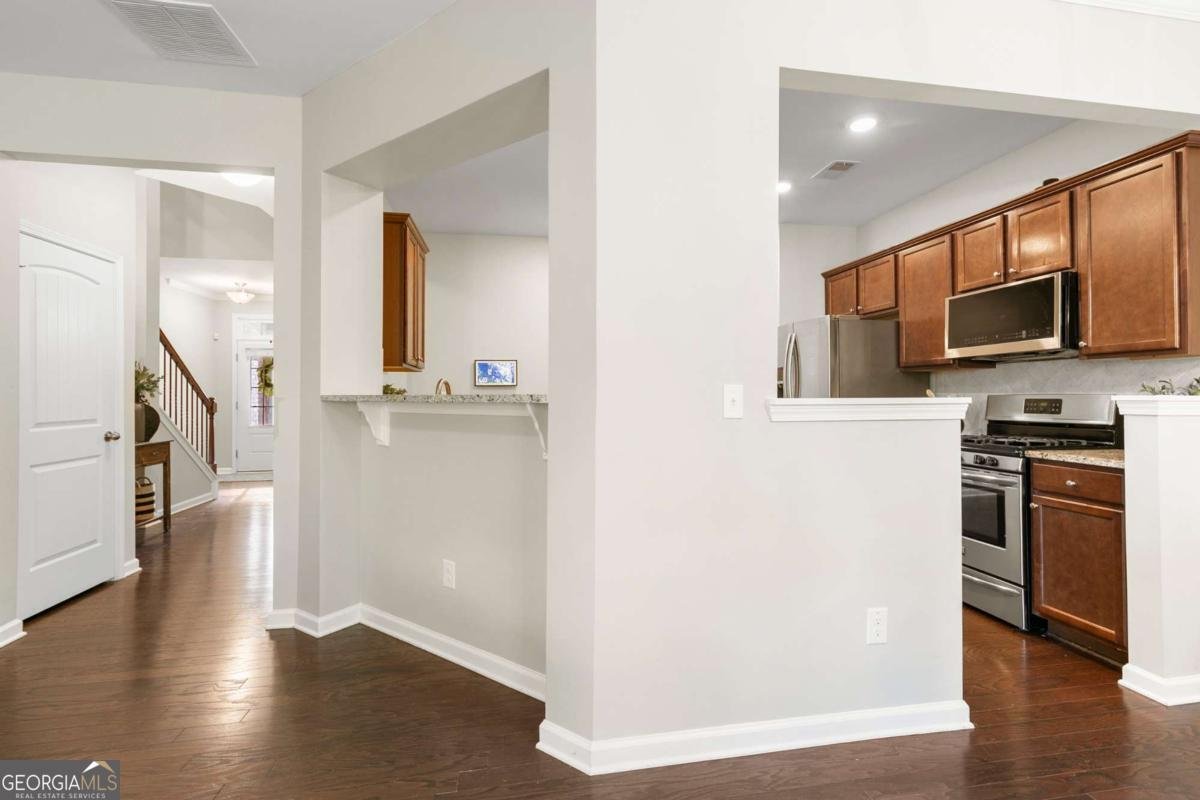 1655 Hampton Oaks Drive Alpharetta - 10