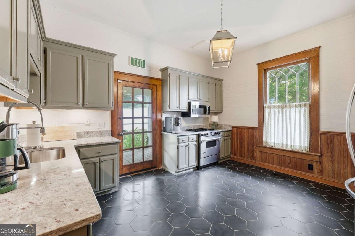 610 Candler Street Gainesville - 14