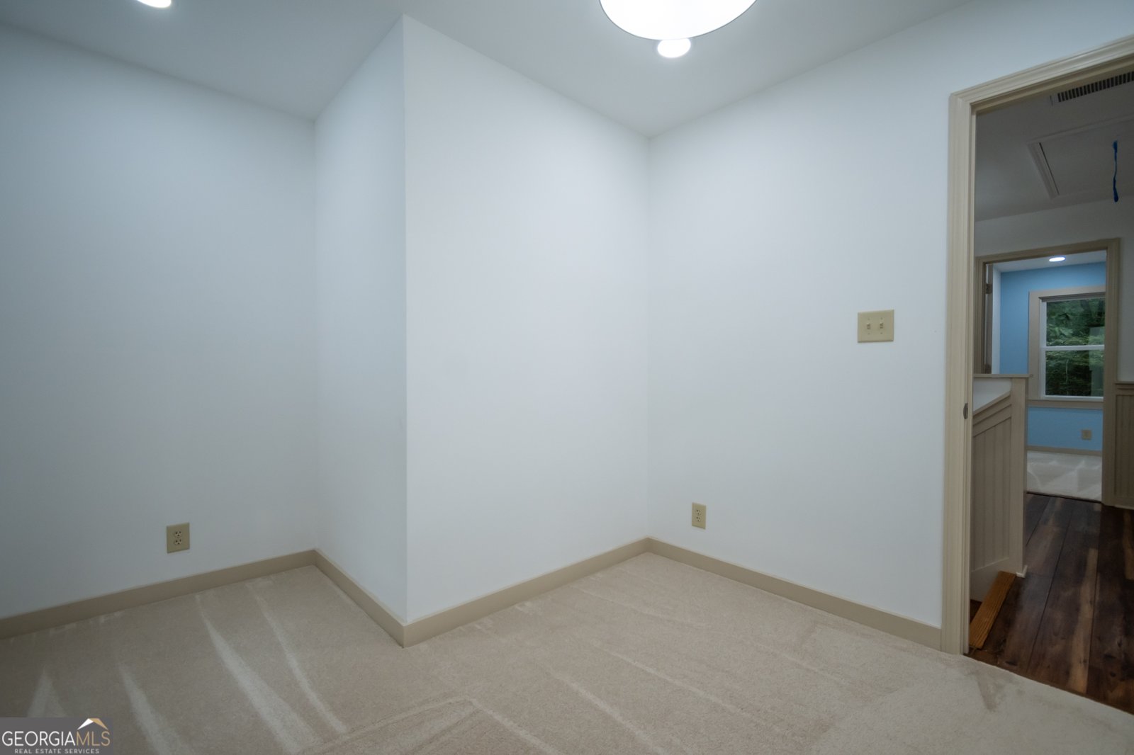 2568 Wirebridge Road Arnoldsville - 46