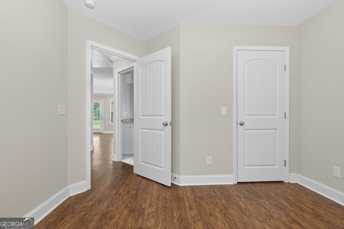 52 Yorkshire Lane Waverly - 24