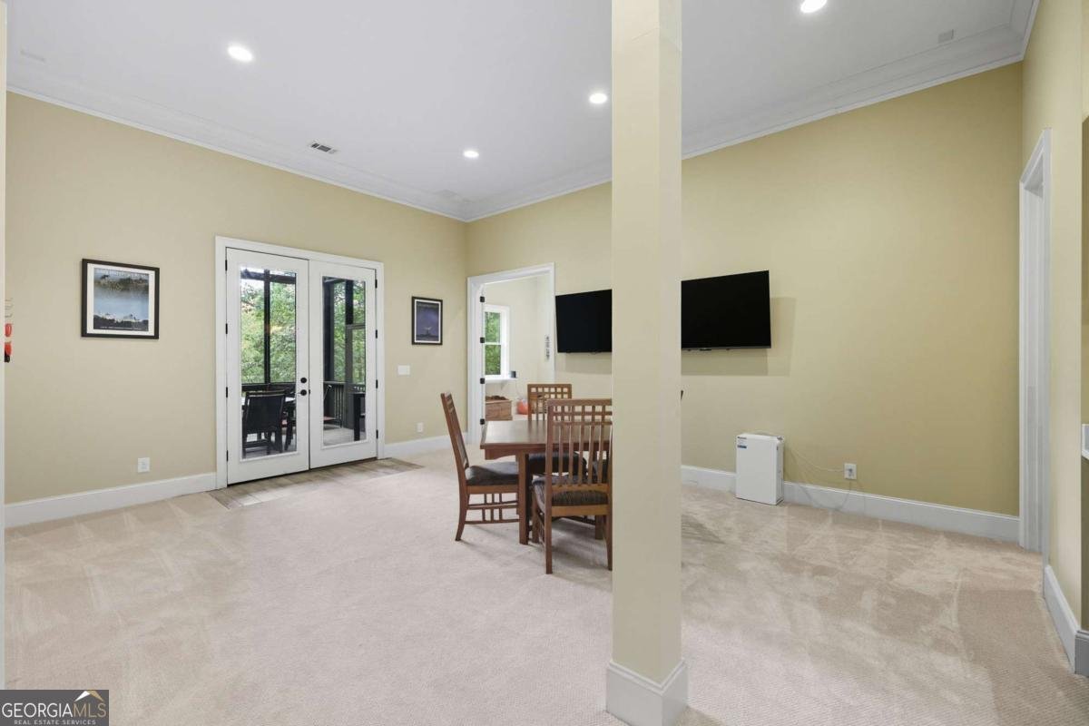 6105 Grand Marina Circle Gainesville - 6