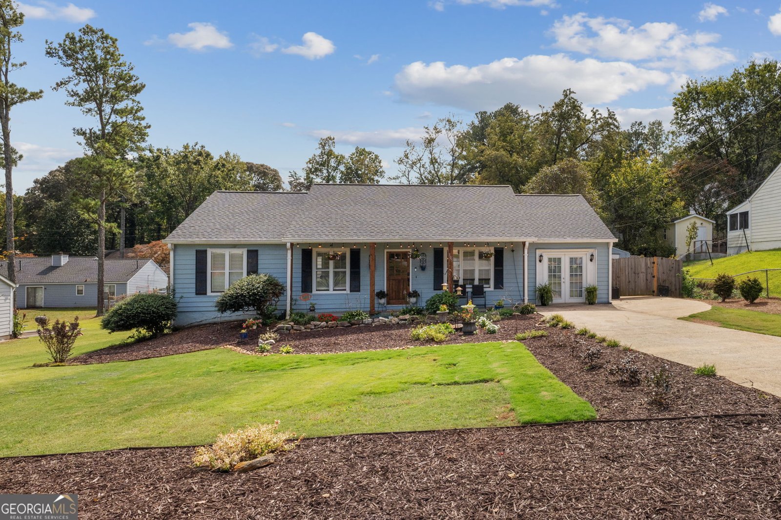 305 Knollwood Lane Woodstock - 1