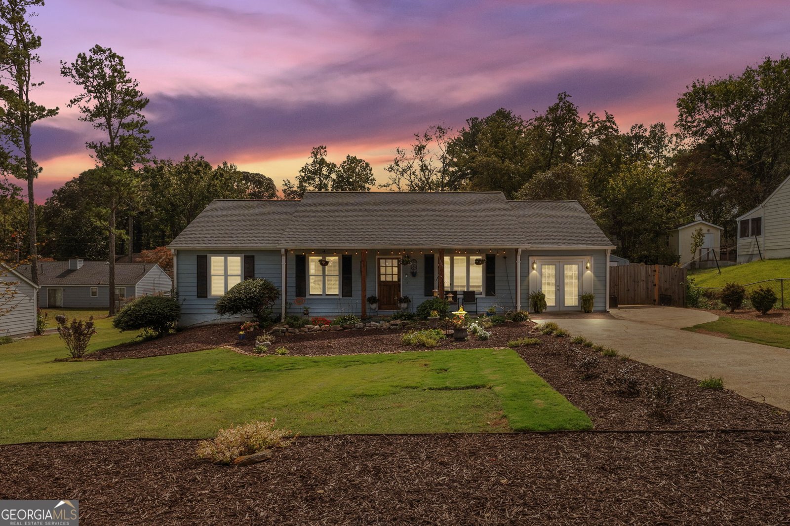 305 Knollwood Lane Woodstock - 2