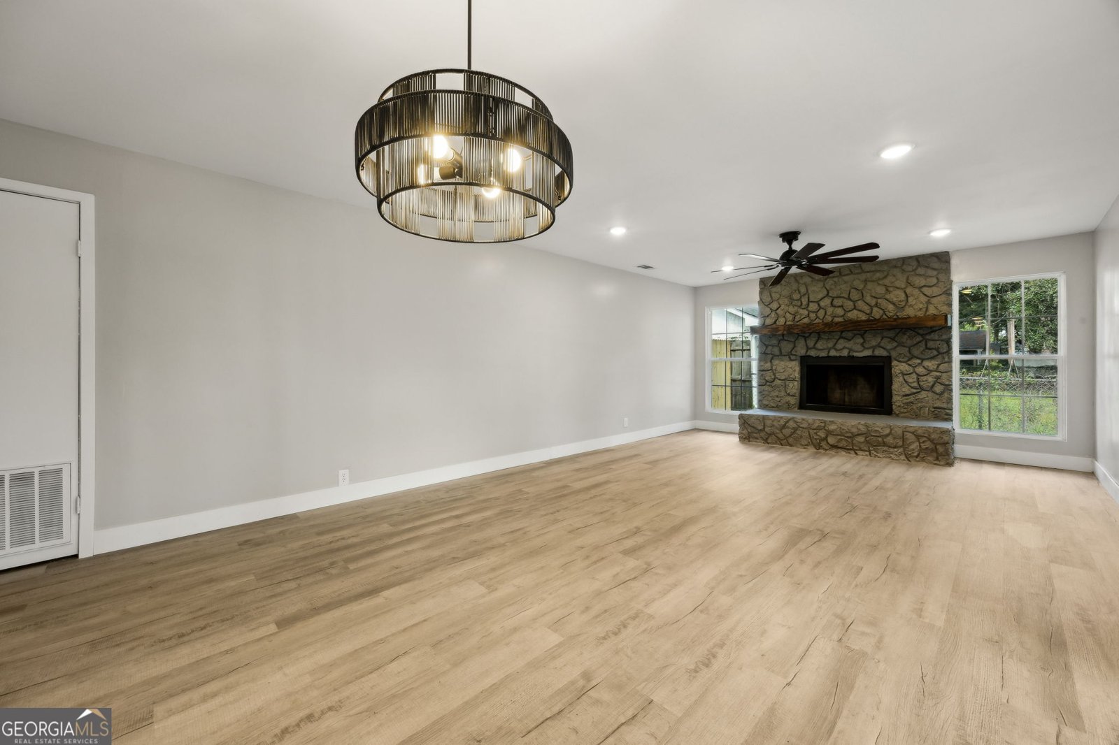 691 Douglas Drive Unit B St. Marys - 13