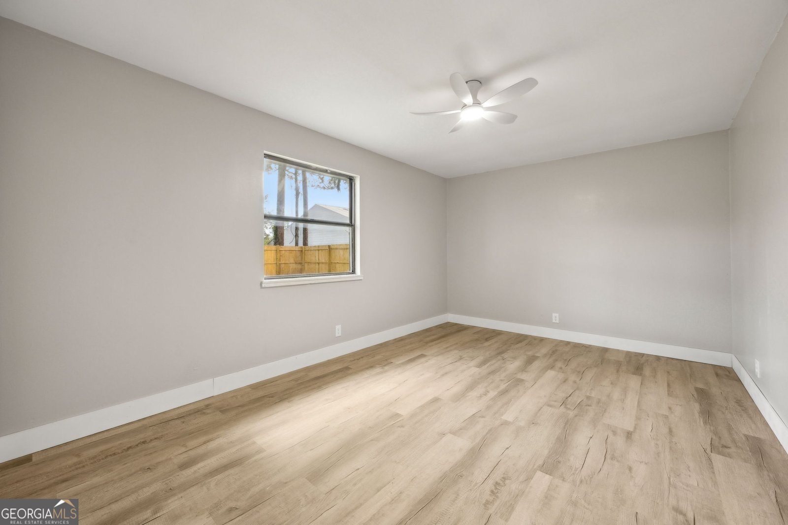 691 Douglas Drive Unit B St. Marys - 27