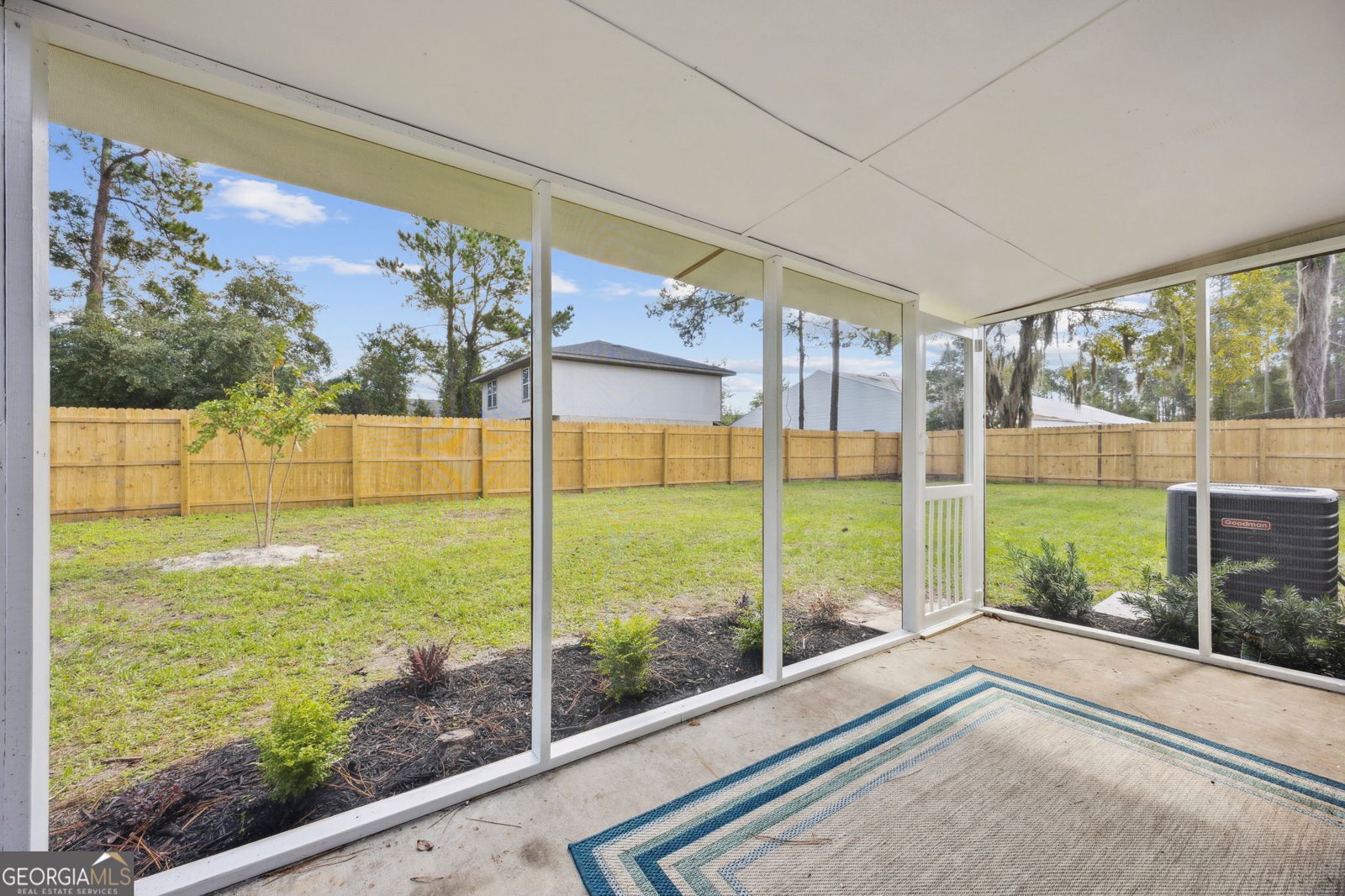 691 Douglas Drive Unit B St. Marys - 32