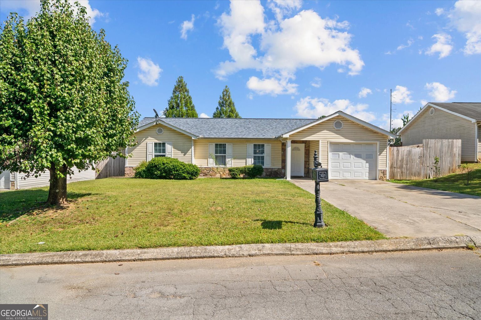 171 Bear Den Court Dalton - 2