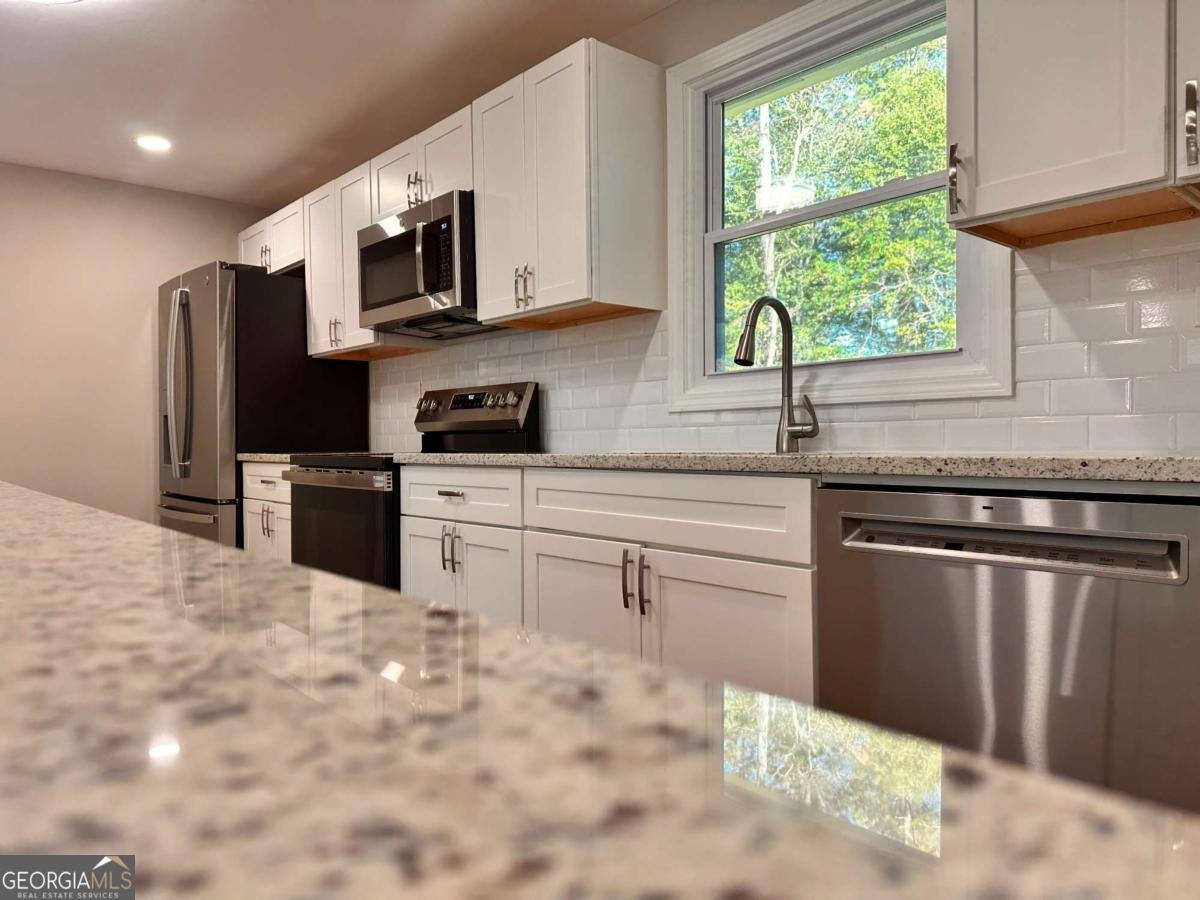 110 Sharp Drive Carrollton - 12