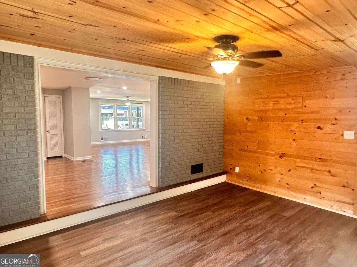 110 Sharp Drive Carrollton - 24