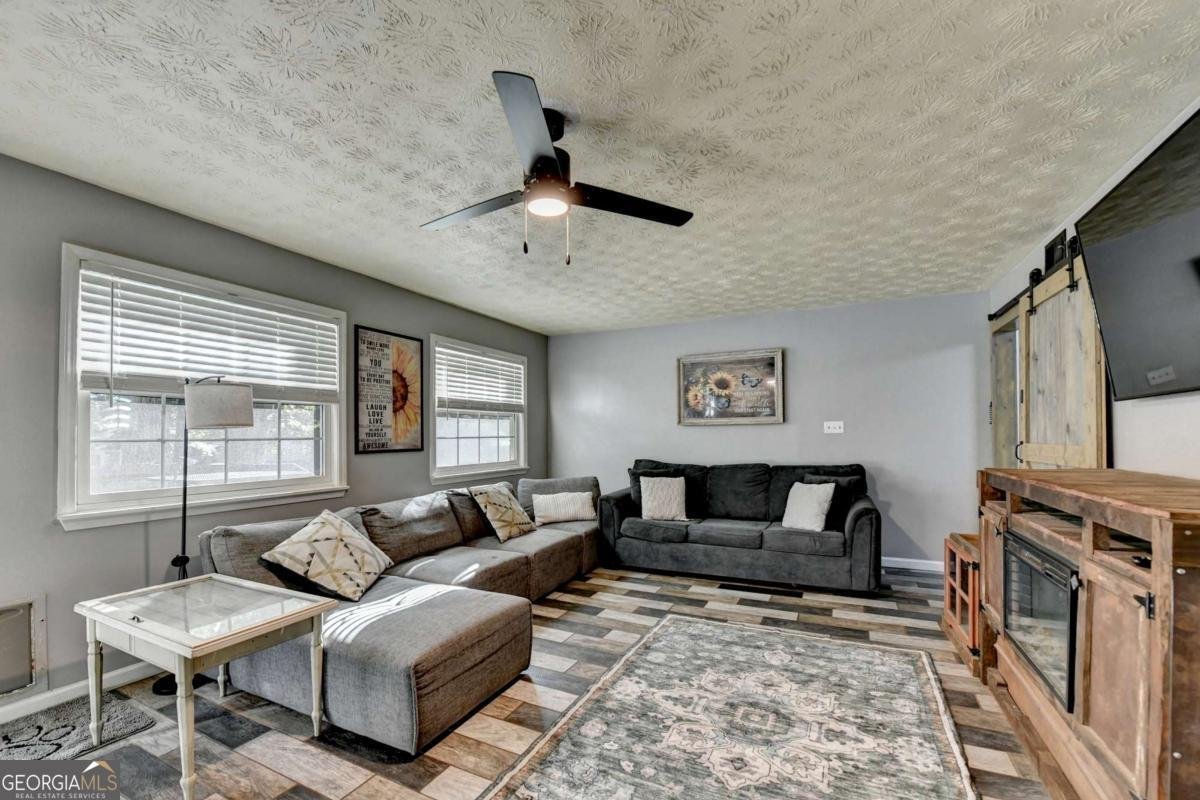 1112 Oak Grove Circle Lawrenceville - 19