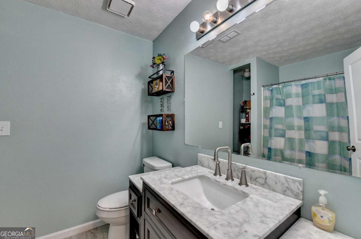 1112 Oak Grove Circle Lawrenceville - 32