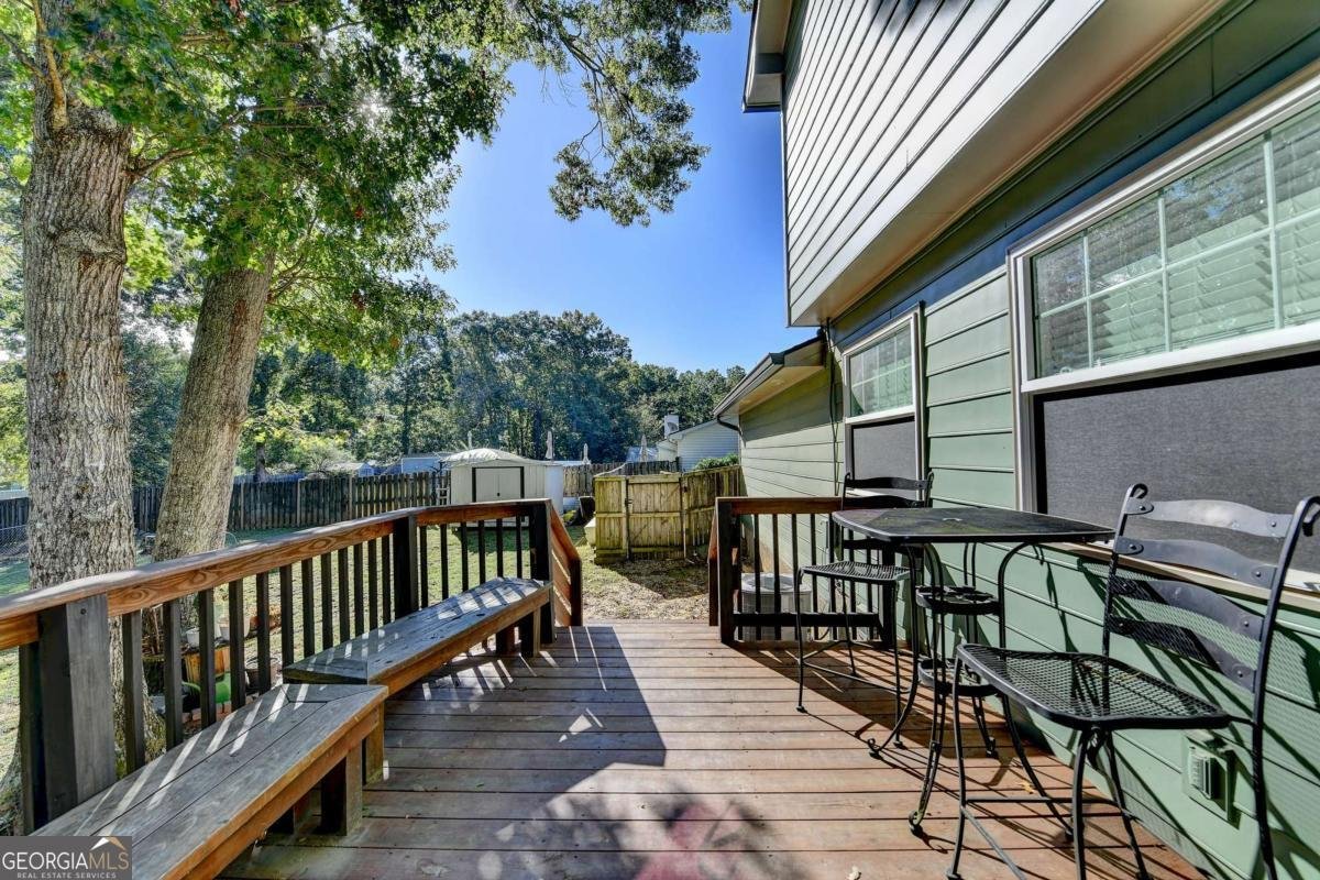 1112 Oak Grove Circle Lawrenceville - 33