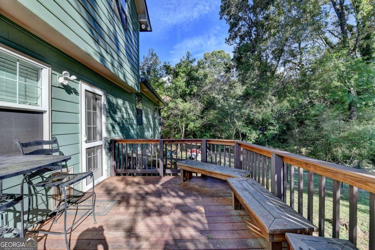 1112 Oak Grove Circle Lawrenceville - 34