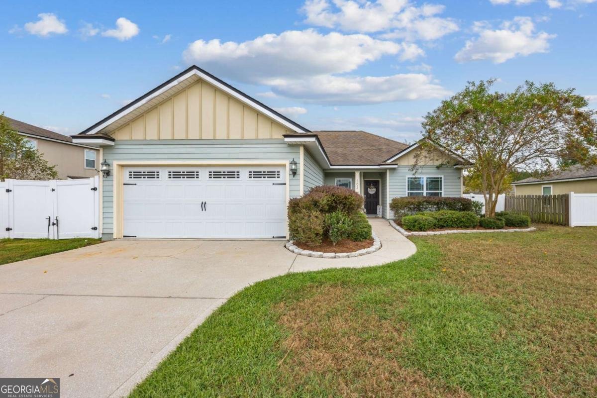 103 Paradise Court Kingsland - 1
